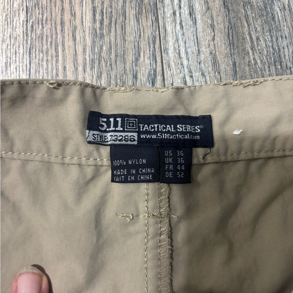 5.11 tactical Shorts 36. Khaki- Cargo Style: 73286
